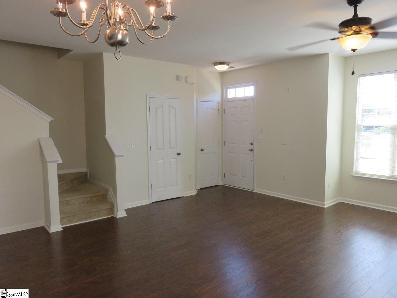 329 Intrepid Court Greer, SC 29650 - Photo 8 of 36 Gallery Image 8