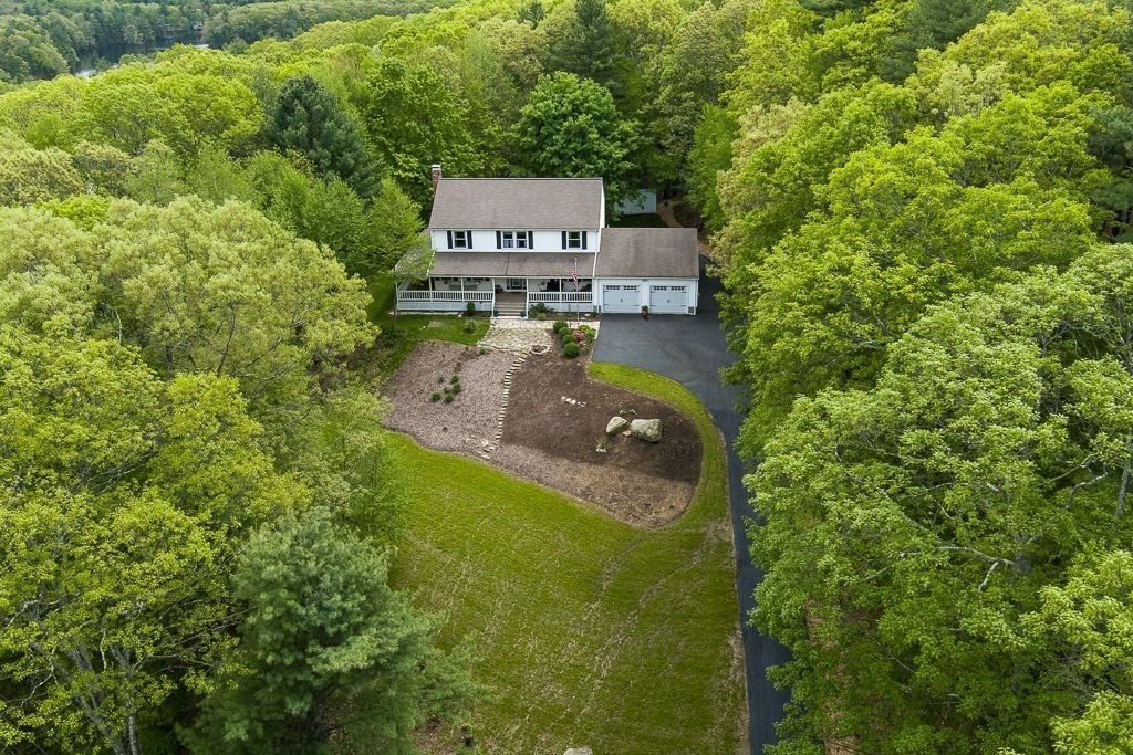 515 Carpenter Road Northbridge, MA 01588 - Photo 1 of 39