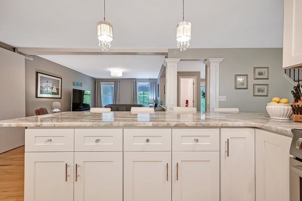515 Carpenter Road Northbridge, MA 01588 - Photo 8 of 39