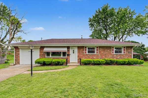 $115,000 | 1218 Express Drive, Belleville, IL 62223