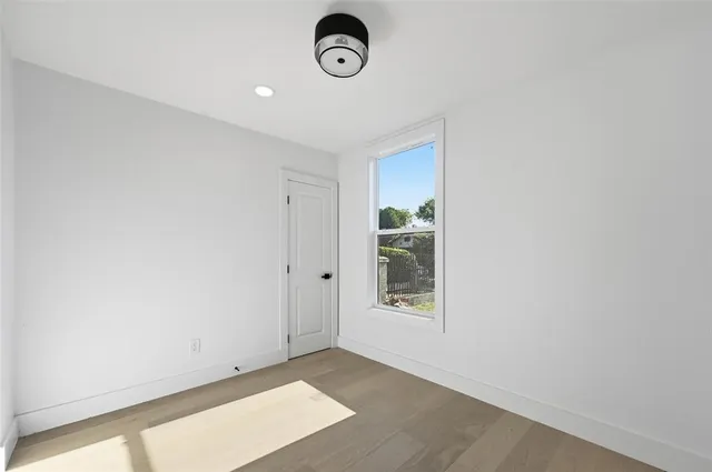 $555,000 | 710 South Glasgow Drive, Dallas, TX 75223