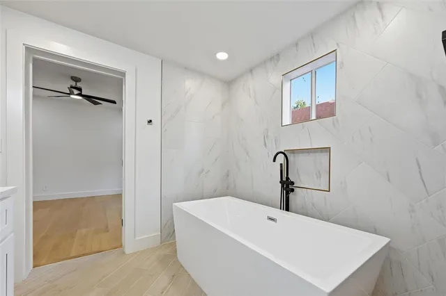 $555,000 | 710 South Glasgow Drive, Dallas, TX 75223