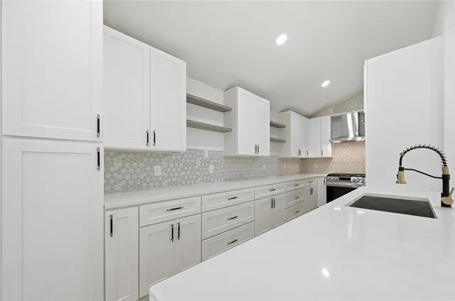 $555,000 | 710 South Glasgow Drive, Dallas, TX 75223