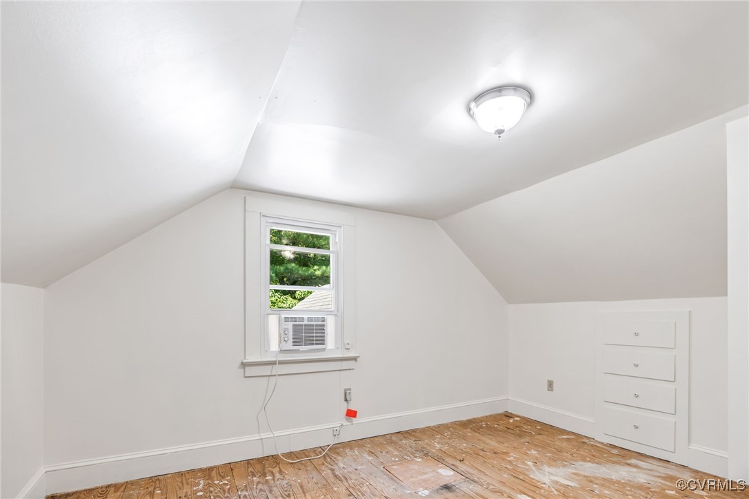 2812 Chapel Road New Canton, VA 23123 - Photo 24 of 32 an empty room with a window