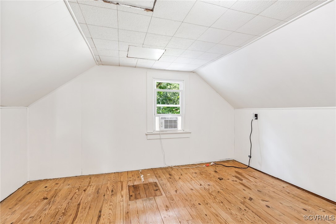 2812 Chapel Road New Canton, VA 23123 - Photo 25 of 32 a view of empty room with wooden floor and fan