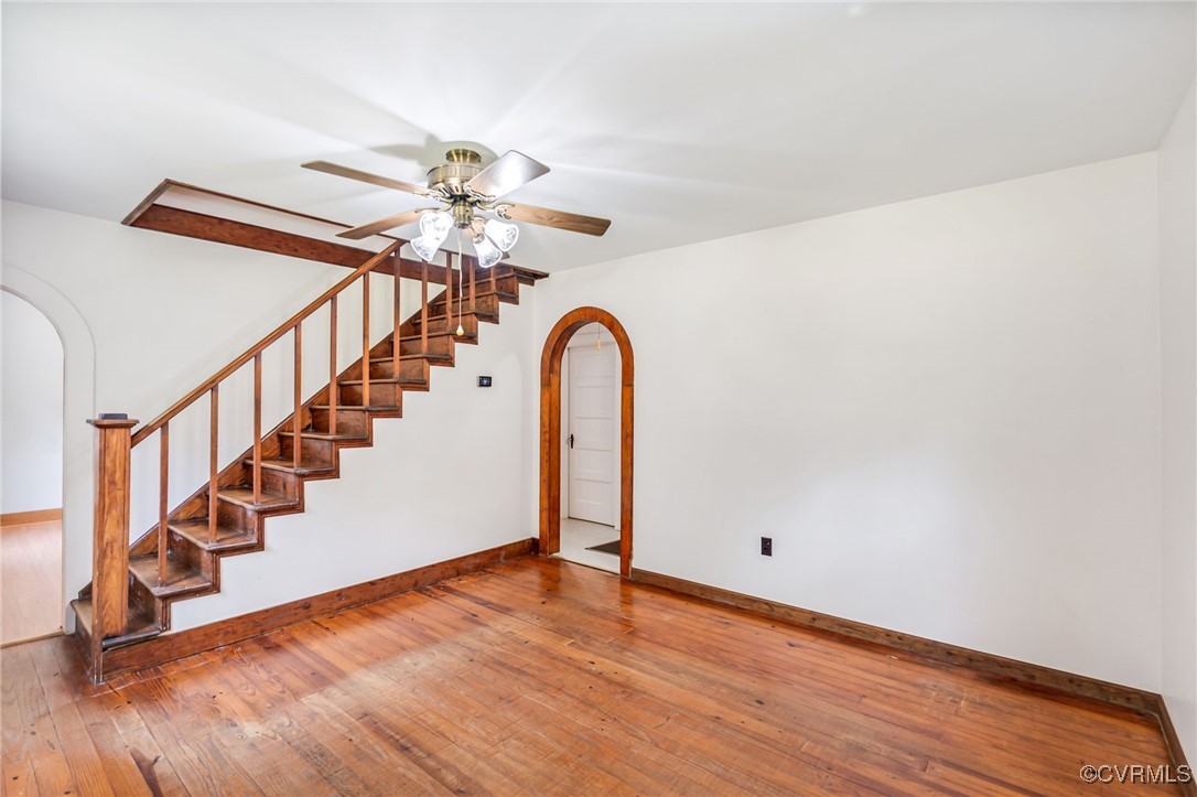 2812 Chapel Road New Canton, VA 23123 - Photo 4 of 32 a view of entryway and hall with wooden floor