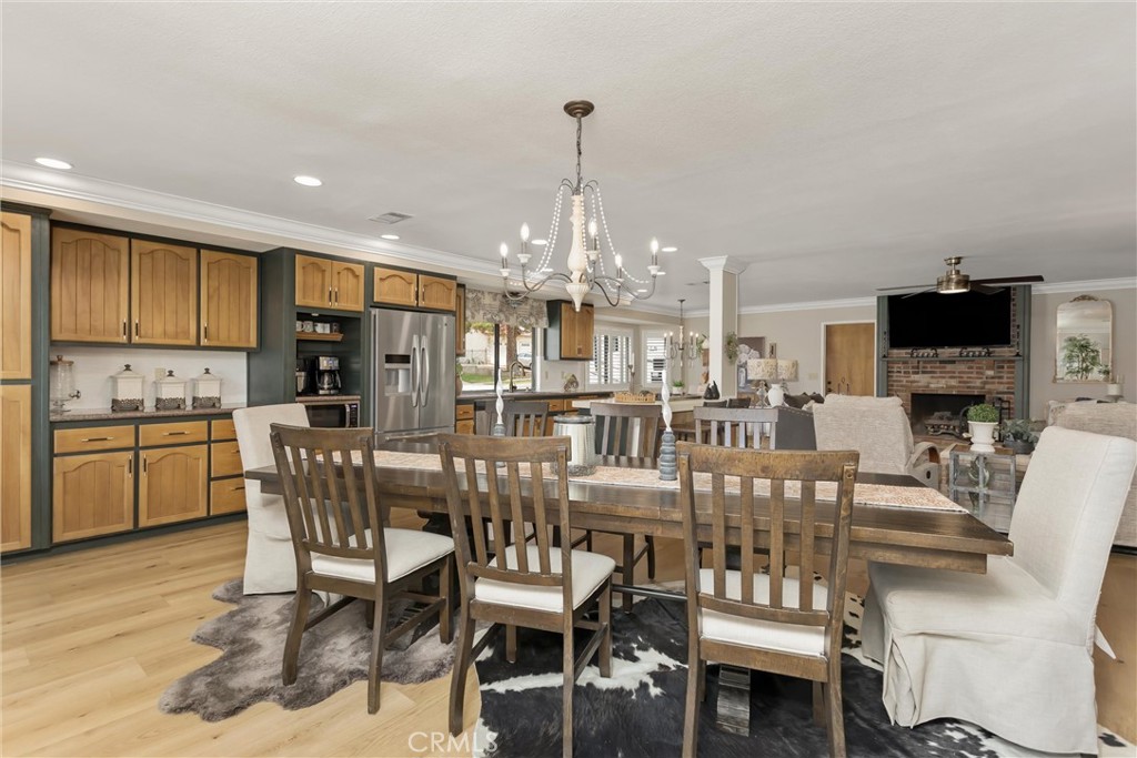 36113 Sharon Way Yucaipa, CA 92399 - Photo 15 of 49 Custom kitchen cabinets, stainlees appliances