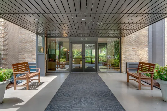 $499,000 | 4200 West End Avenue, Unit 202, Nashville, TN 37205