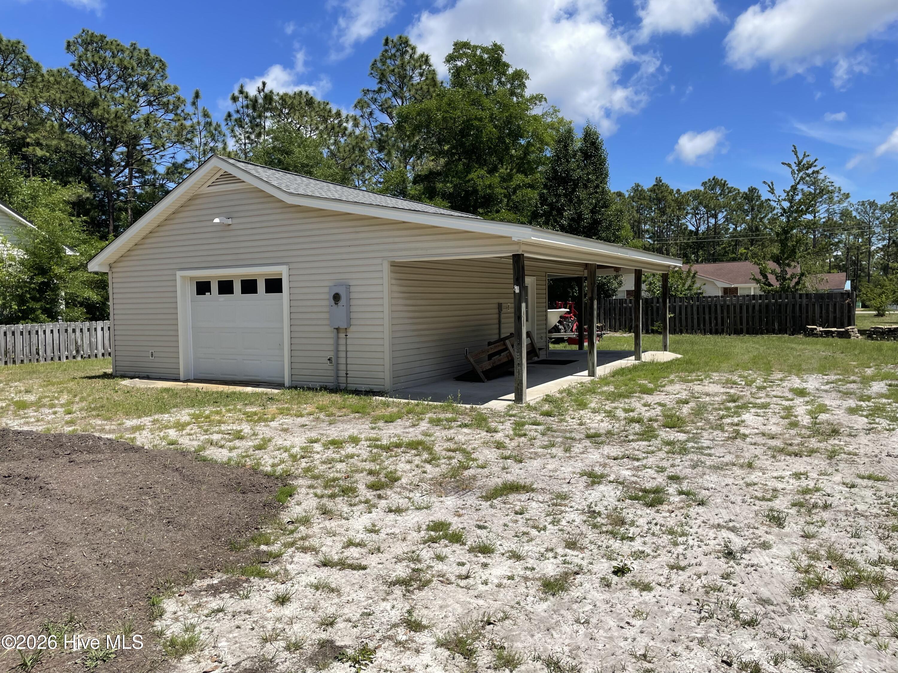 1136 Longleaf Road Southport, NC 28461 - Photo 39 of 43 L1136.39