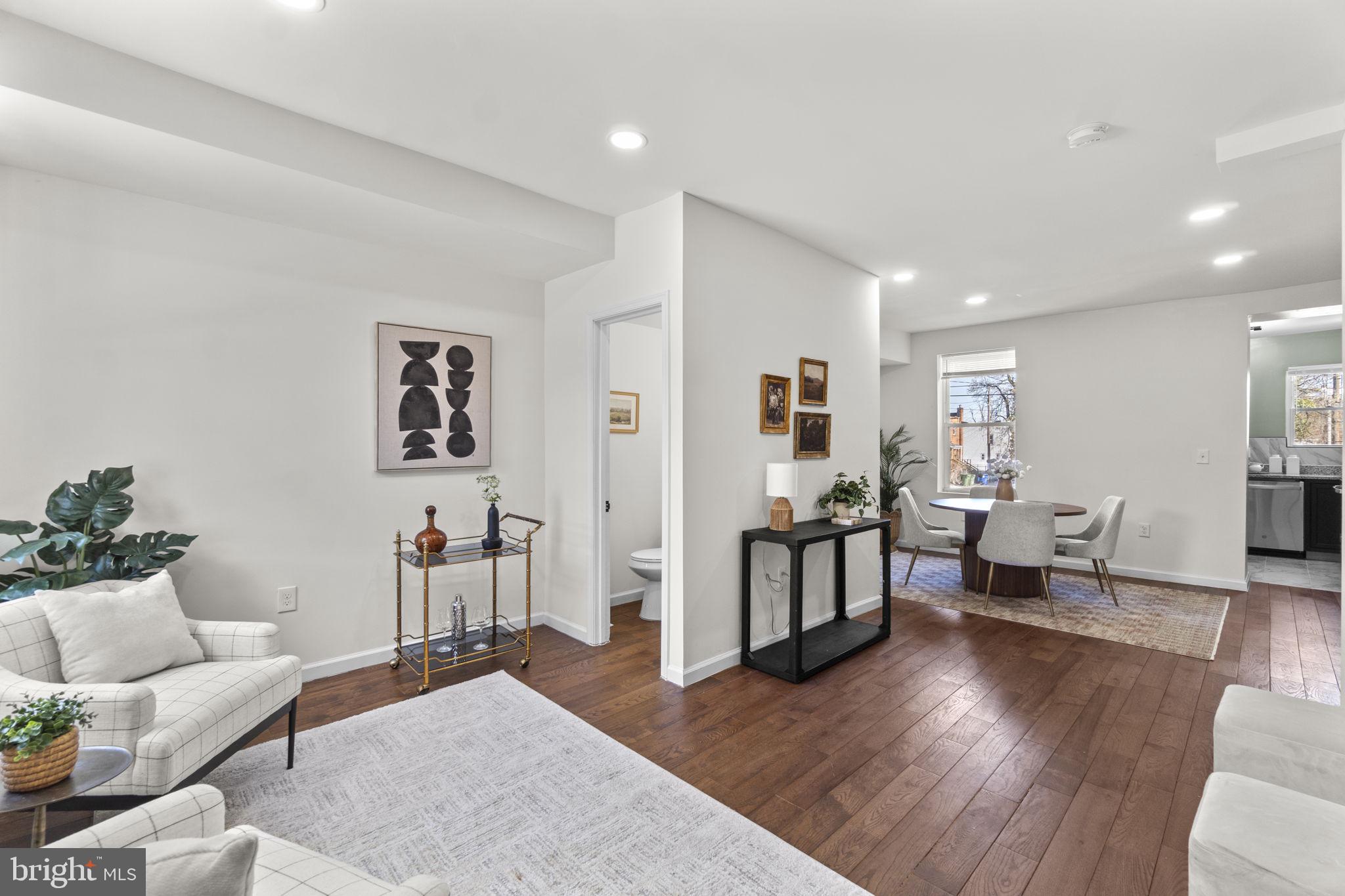 3617 Manchester Avenue Baltimore, MD 21215 - Photo 2 of 30 Living Room