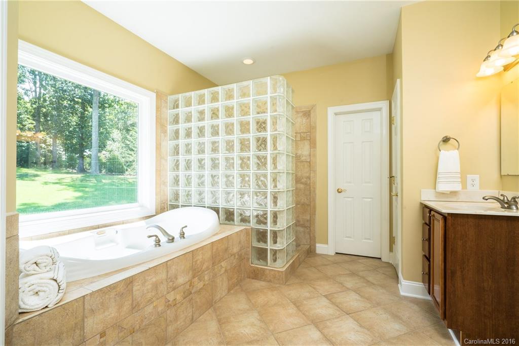 8082 Windsong Road, Unit 11 Denver, NC 28037 - Photo 14 of 24 Gallery Image 14