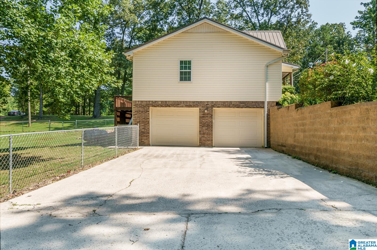 2136 Morton Road Warrior, AL 35180 - Photo 30 of 34