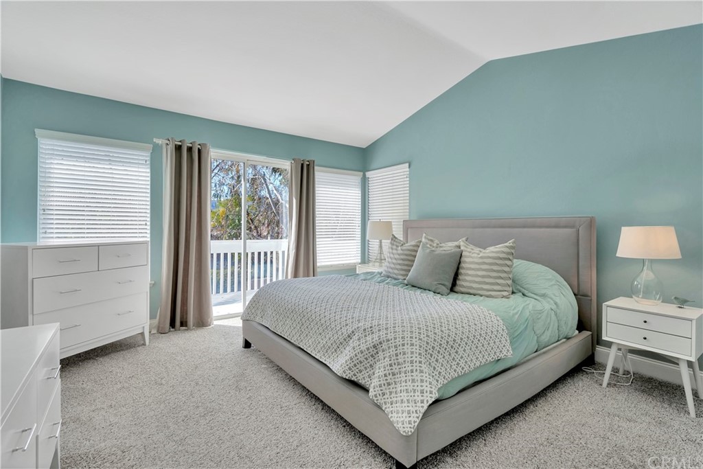 350 Exeter Way Corona, CA 92882 - Photo 32 of 56 a bedroom with a bed and a window