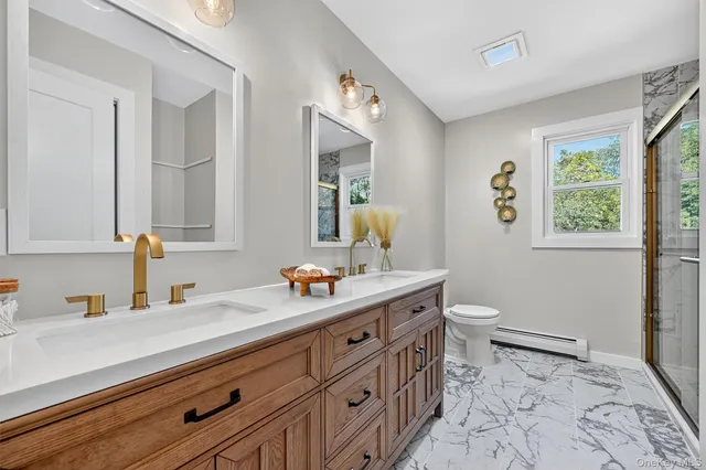 $619,900 | 10 Elizabeth Drive, Wallkill, NY 12589