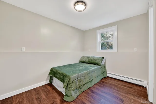 $619,900 | 10 Elizabeth Drive, Wallkill, NY 12589