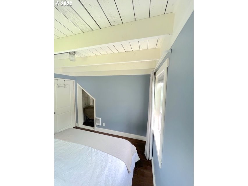 39071 Jasper Lowell Road Fall Creek, OR 97438 - Photo 20 of 30 Gallery Image 20