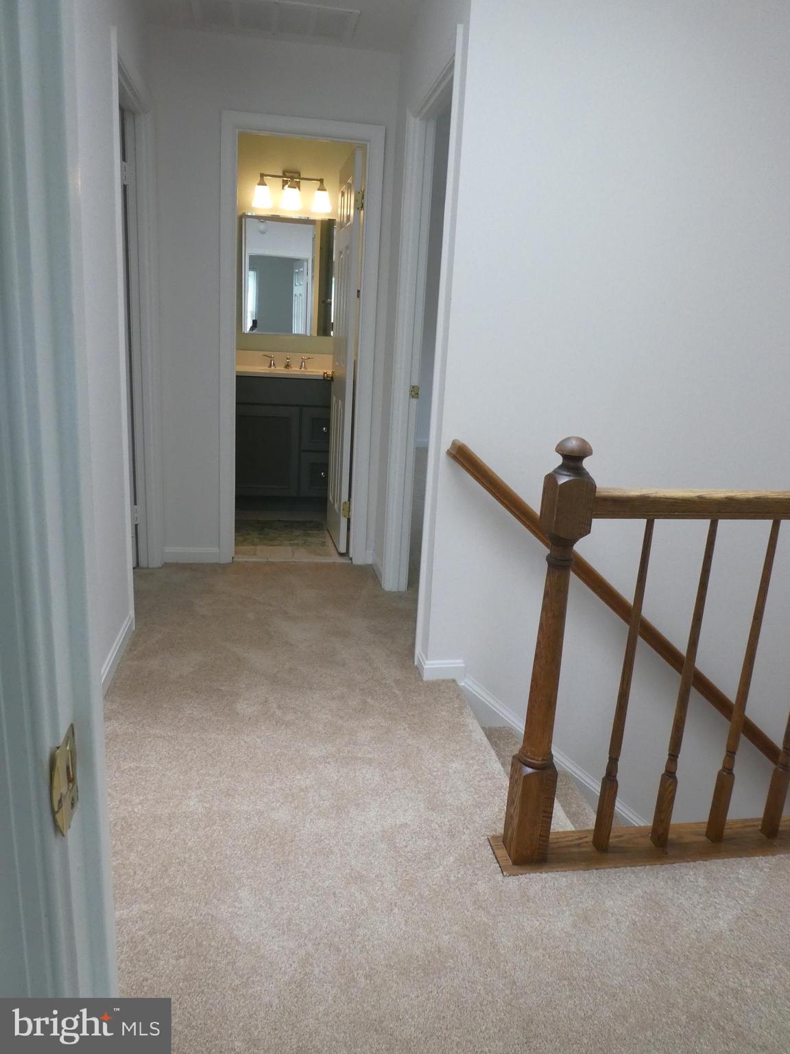 8710 Shadowlake Way Springfield, VA 22153 - Photo 47 of 80 Upper Level Hall