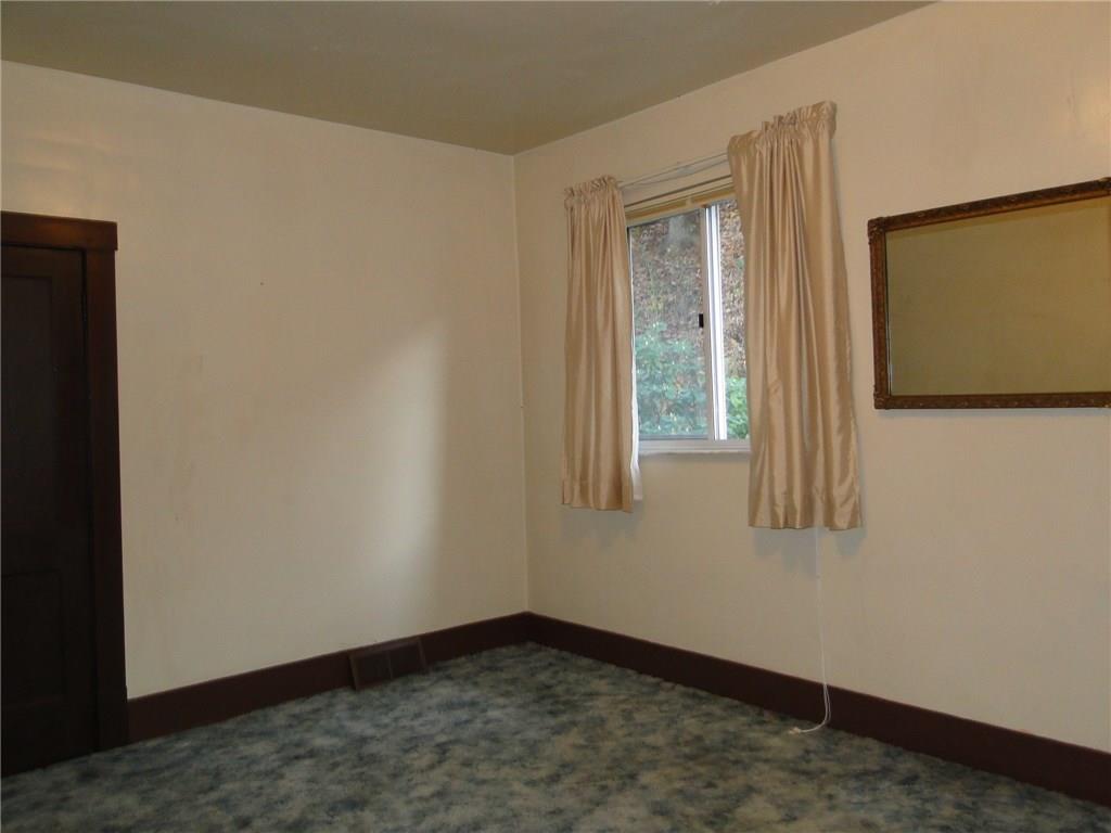 121 Clarks Pike Road Creighton, PA 15030 - Photo 16 of 25