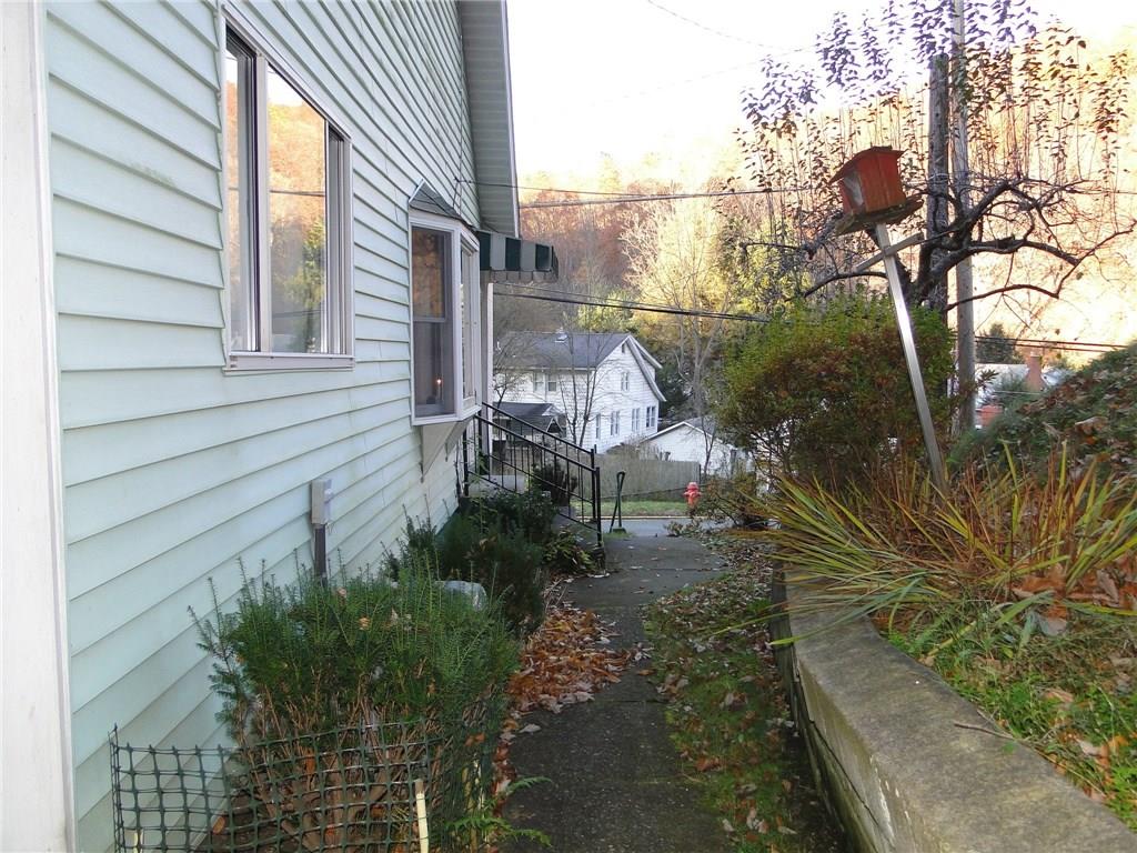 121 Clarks Pike Road Creighton, PA 15030 - Photo 24 of 25