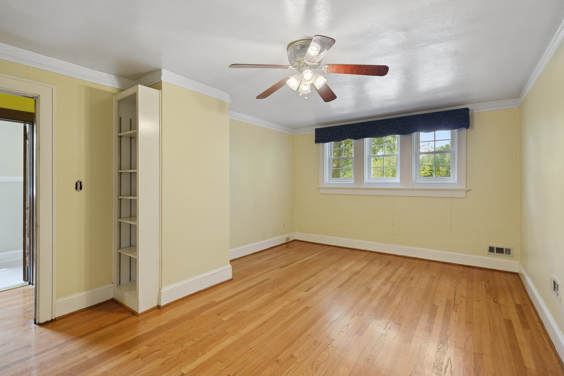 189 East Victoria Road Spartanburg, SC 29301 - Photo 25 of 36 Bedroom