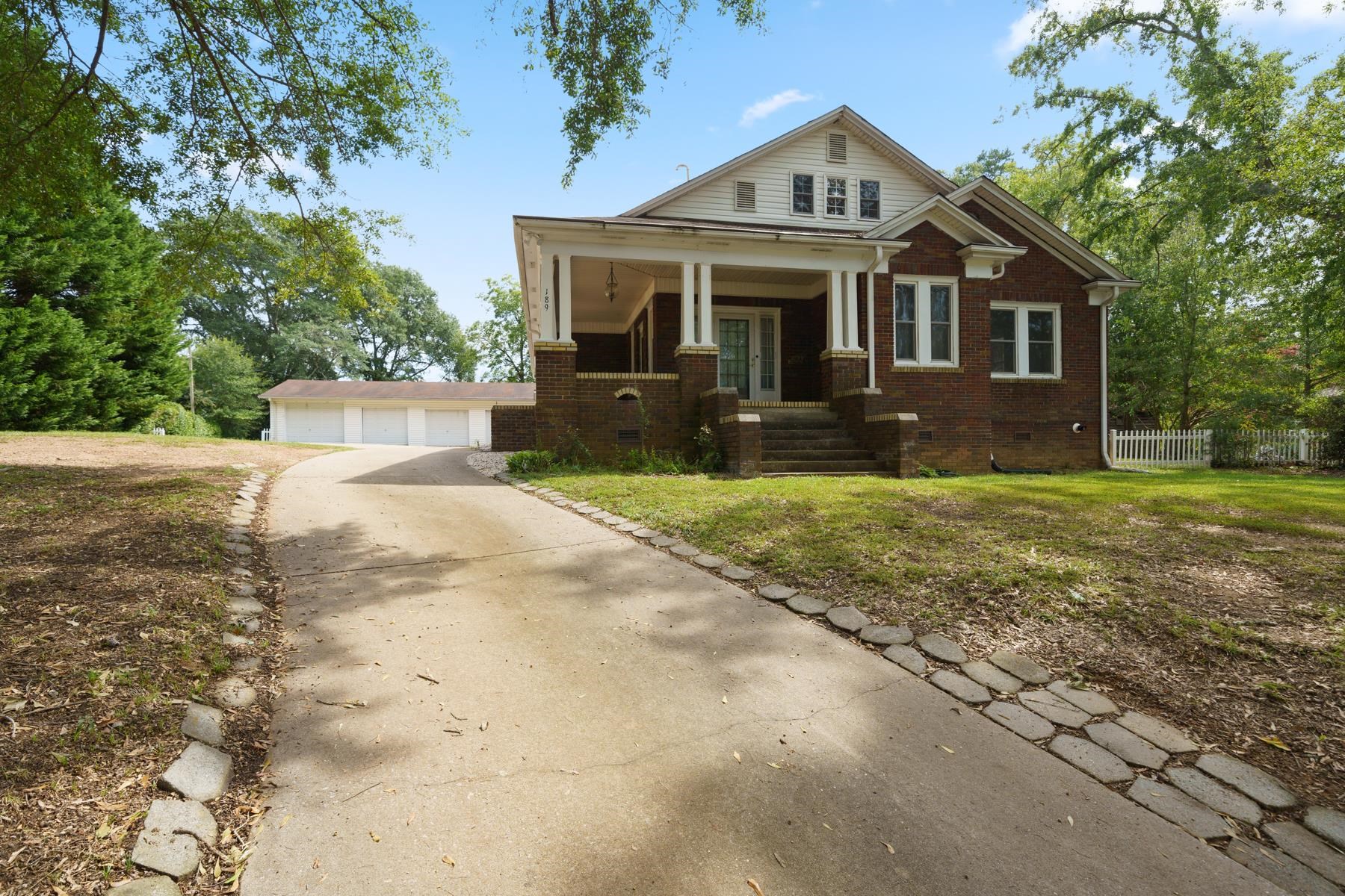 189 East Victoria Road Spartanburg, SC 29301 - Photo 5 of 36 Gallery Image 5