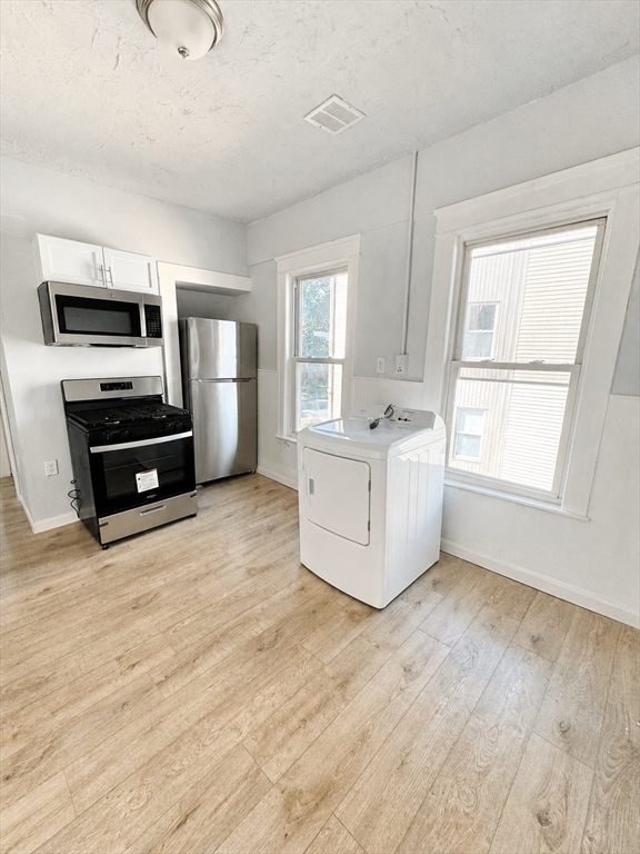 143 Dorcester Worcester, MA 01604 - Photo 12 of 13
