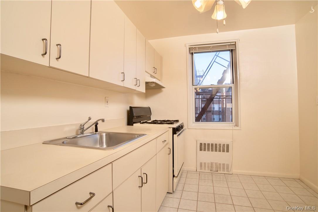 2 Sadore Lane, Unit 6R Yonkers, NY 10710 - Photo 2 of 12