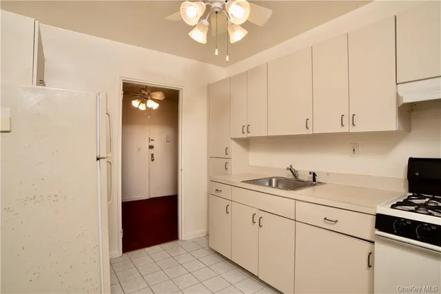 $1,600 | 2 Sadore Lane, Unit 6R, Yonkers, NY 10710