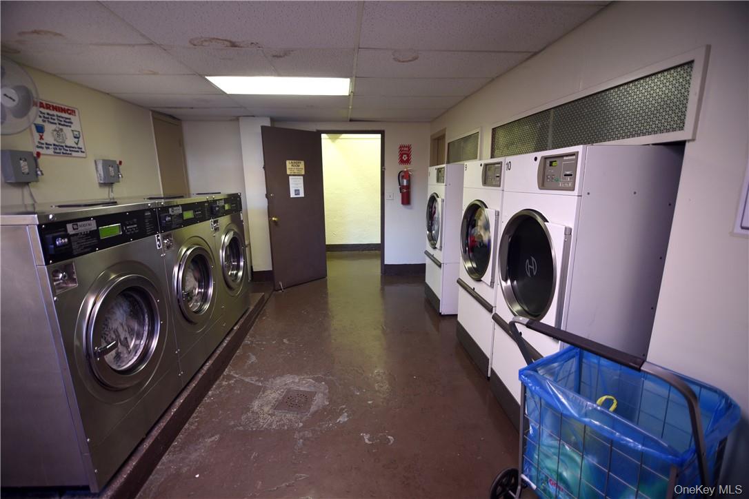 2 Sadore Lane, Unit 6R Yonkers, NY 10710 - Photo 10 of 12