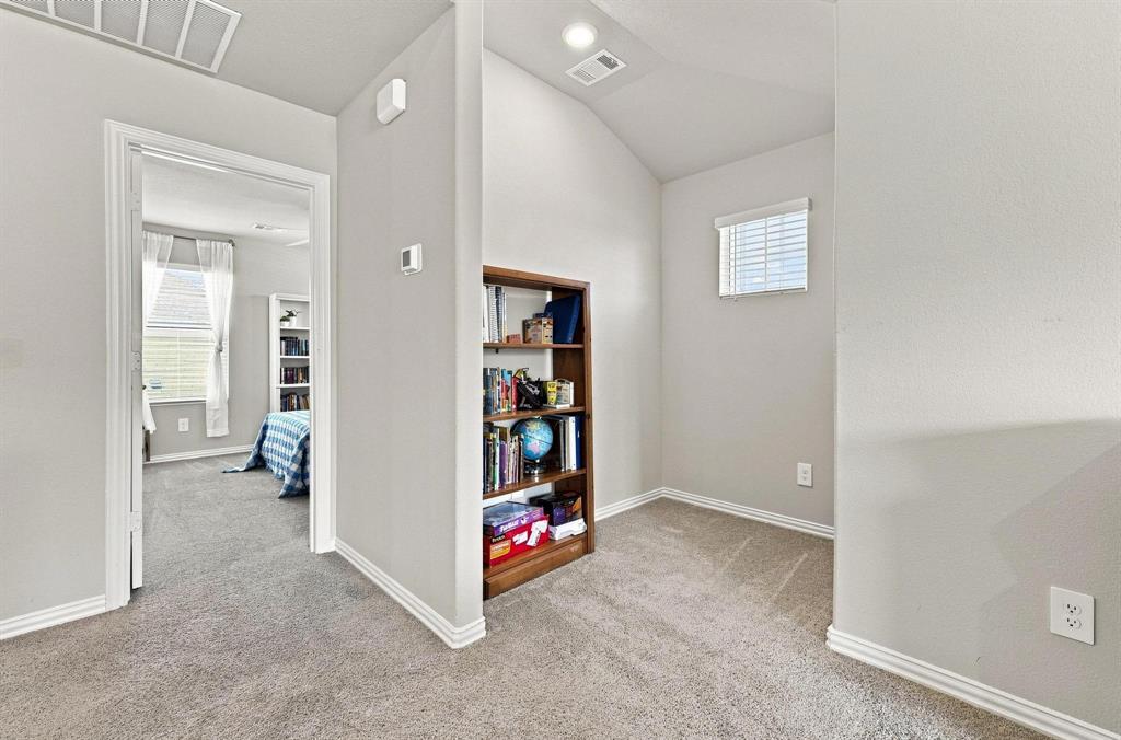 408 Castle Road Sherman, TX 75092 - Photo 30 of 40 Gallery Image 30
