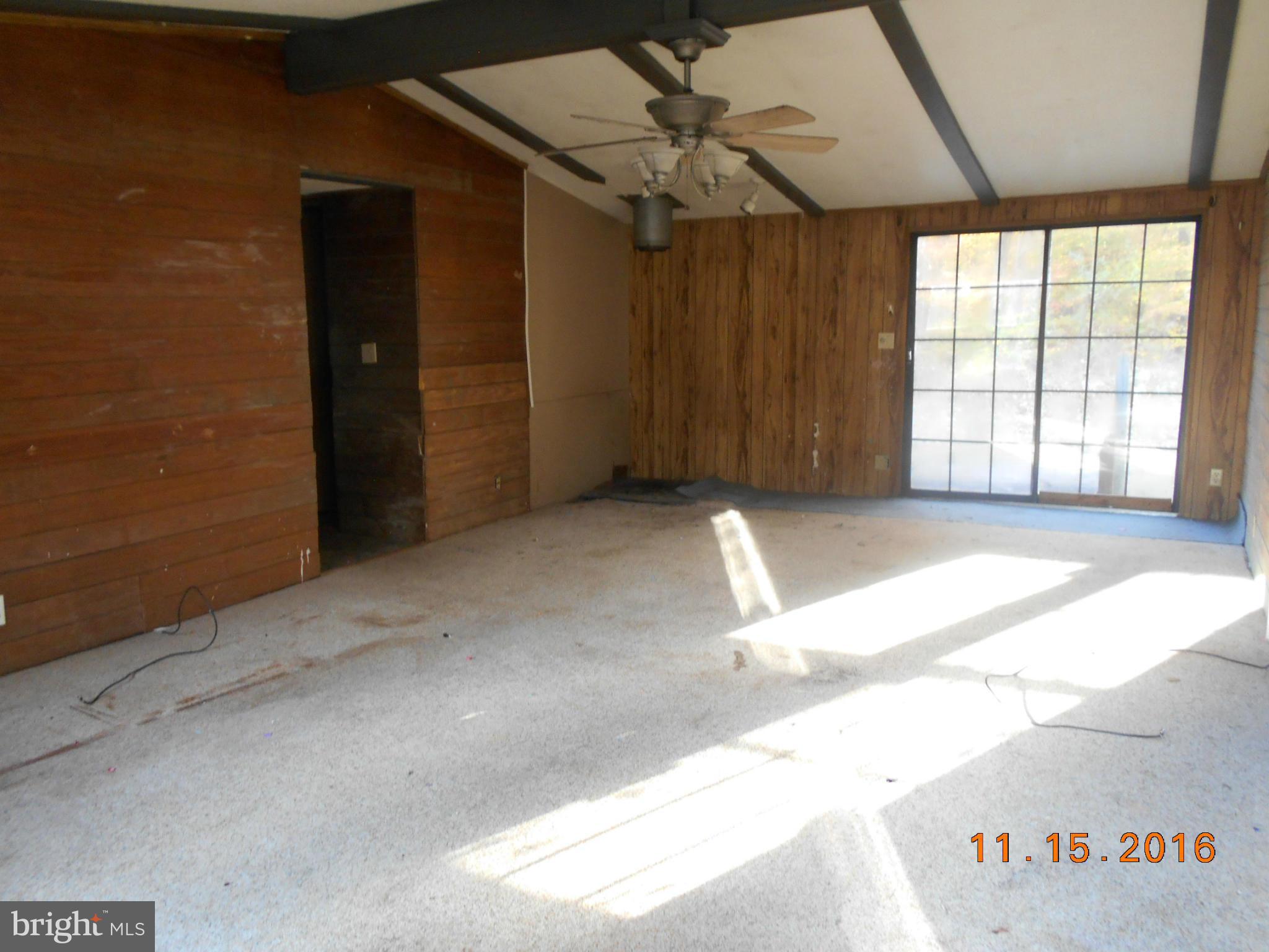 4748 Turkey Acres Road King George, VA 22485 - Photo 2 of 9 Living Room