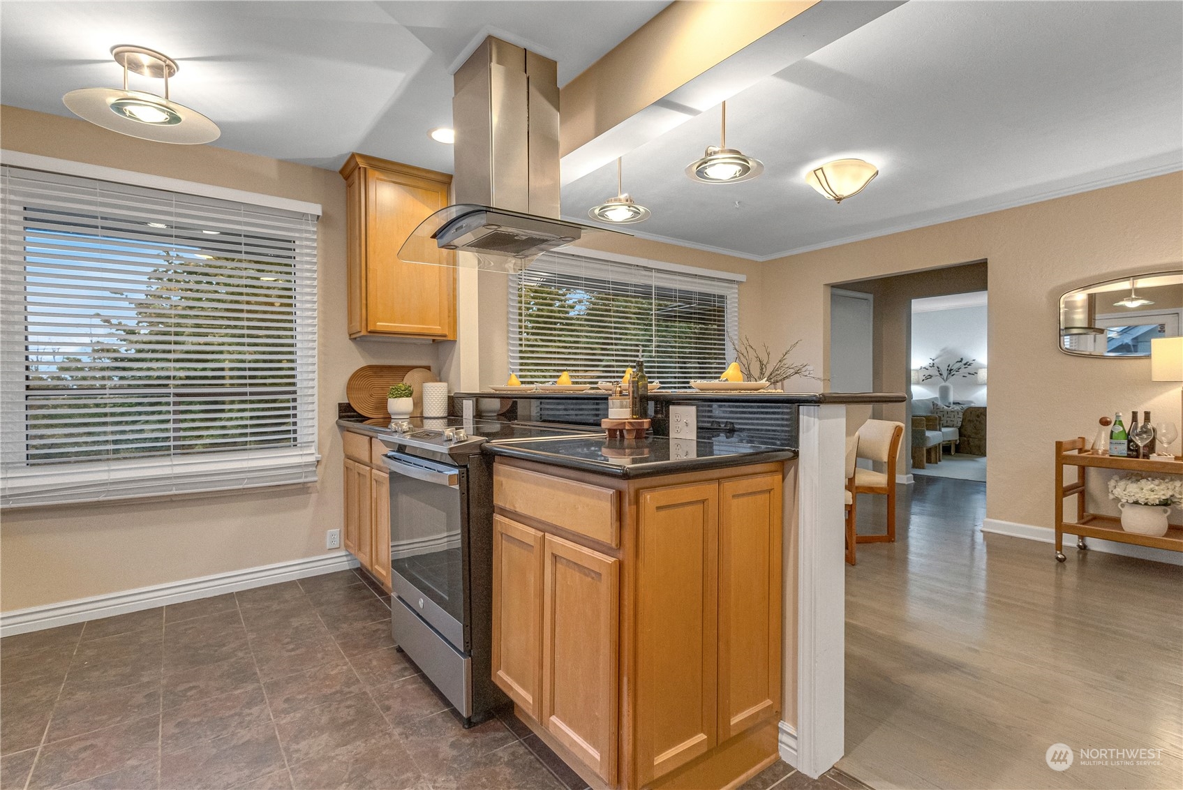 4741 35th Avenue Southwest Seattle, WA 98126 - Photo 11 of 23