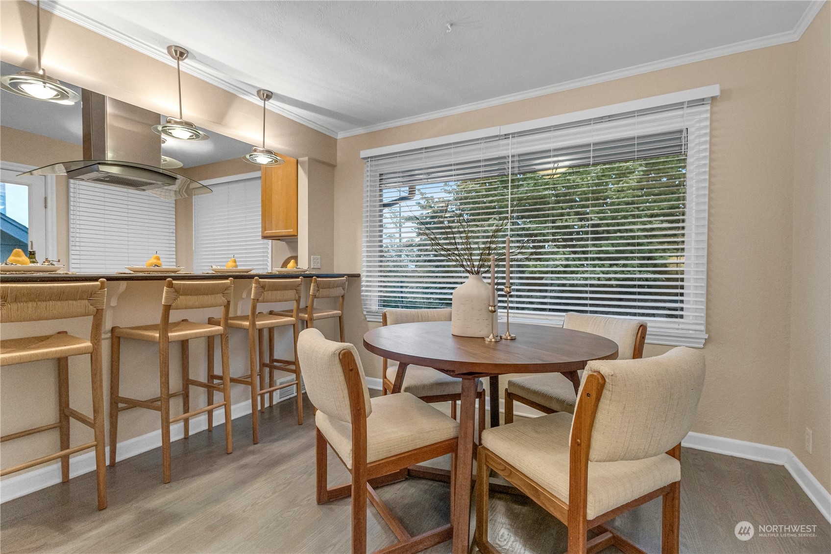 4741 35th Avenue Southwest Seattle, WA 98126 - Photo 7 of 23