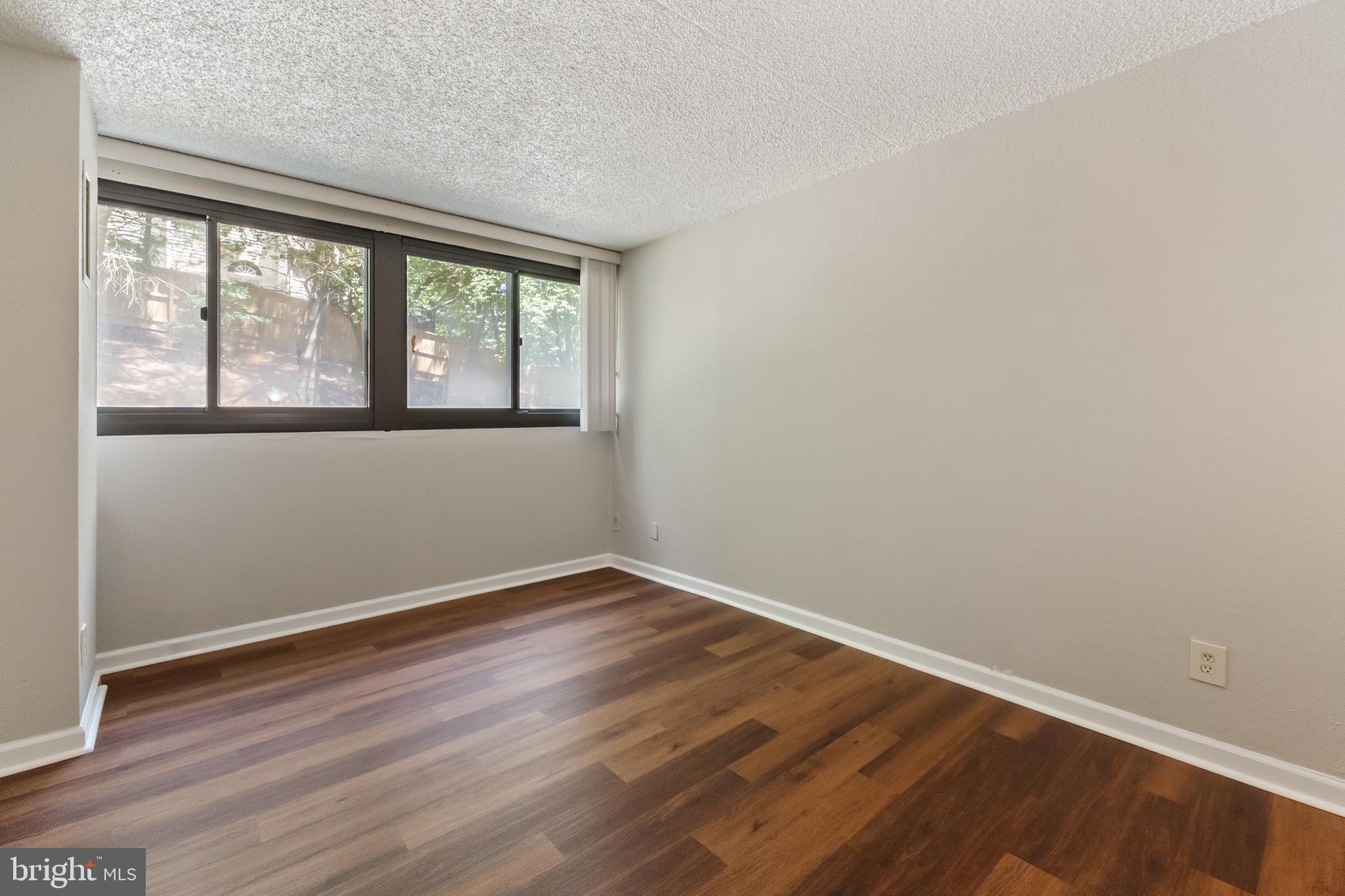 5911 Edsall Road, Unit 201 Alexandria, VA 22304 - Photo 16 of 25
