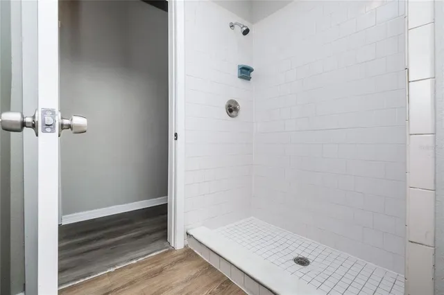 a bathroom with a tub