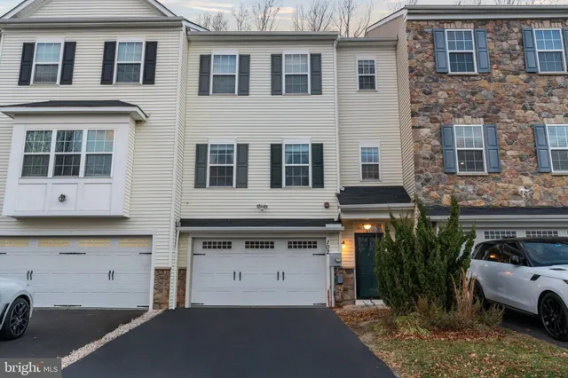 a large building with a lot of windows