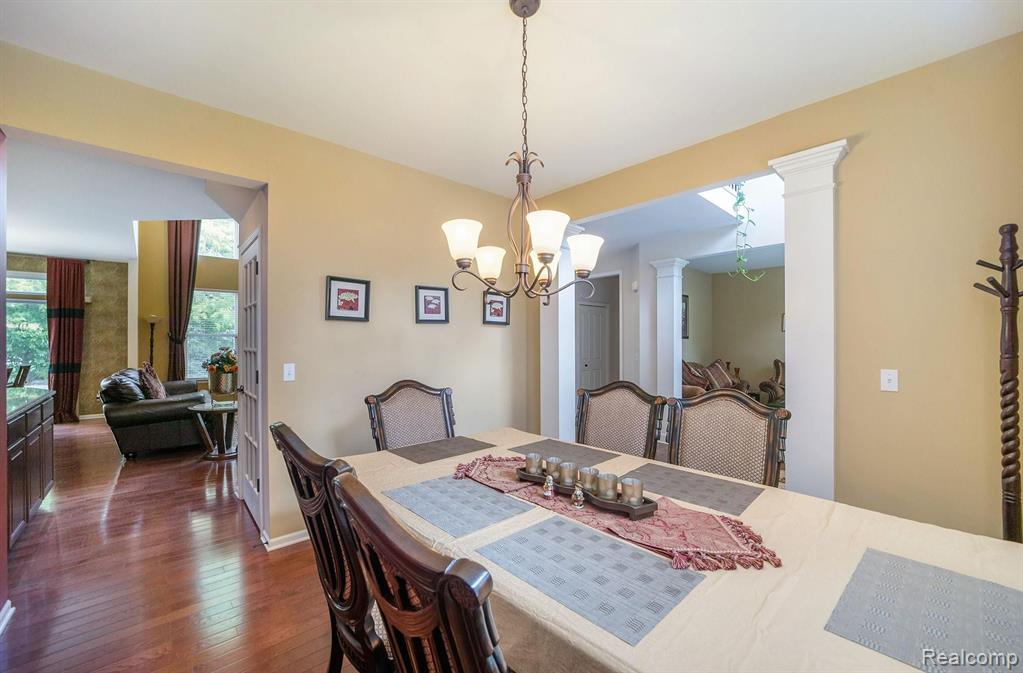 3543 Connors Drive Rochester Hills, MI 48307 - Photo 4 of 48