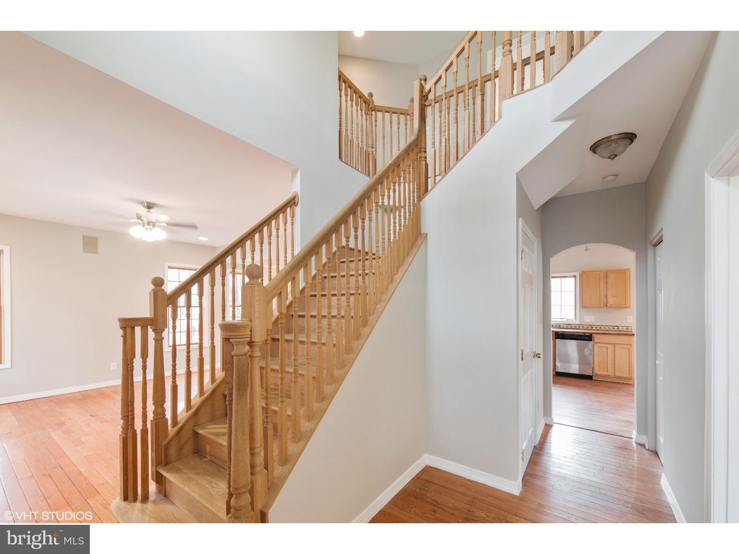 84 Clementon Road East Gibbsboro, NJ 08026 - Photo 3 of 24 Gallery Image 3