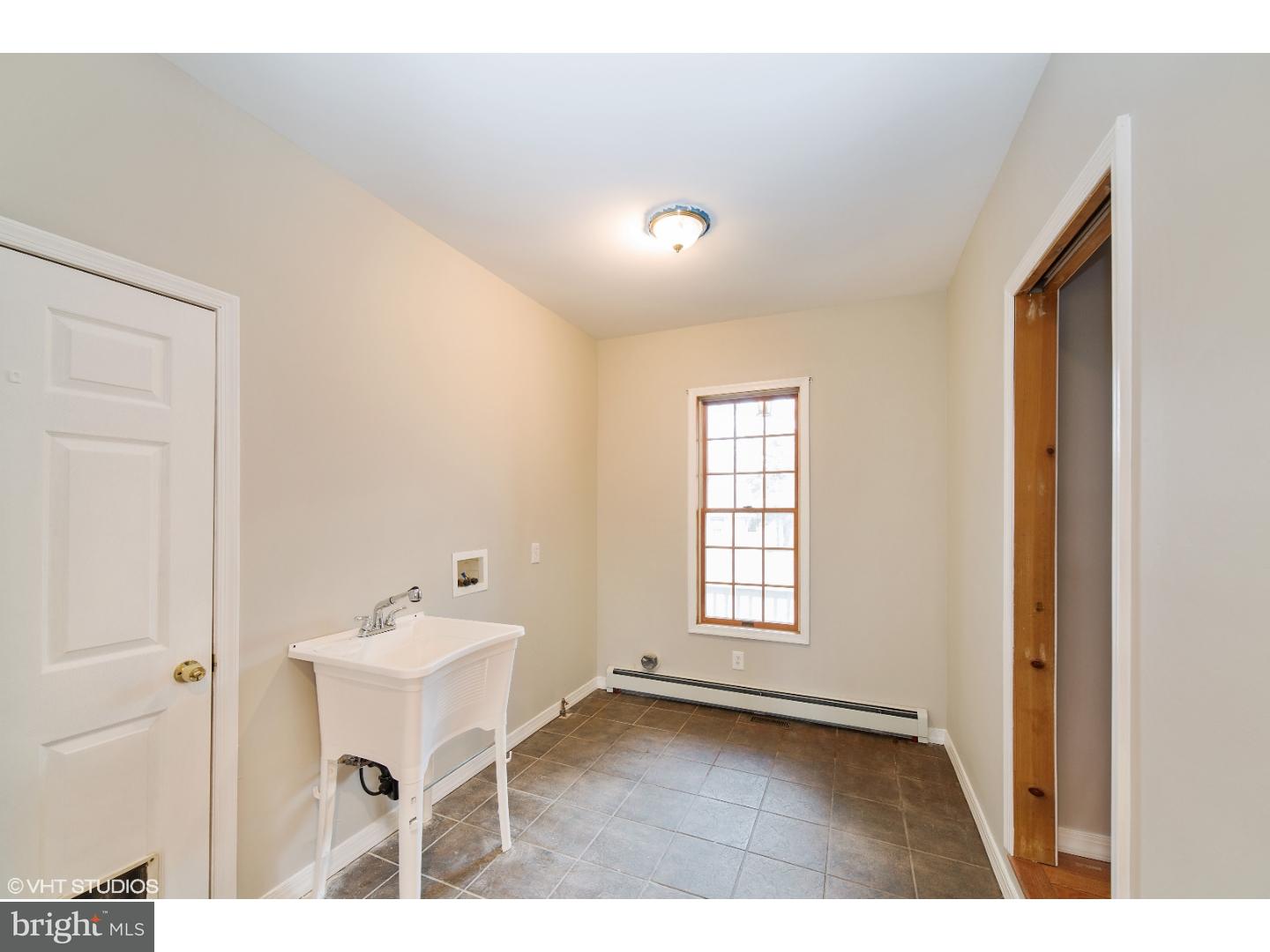 84 Clementon Road East Gibbsboro, NJ 08026 - Photo 10 of 24 Gallery Image 10