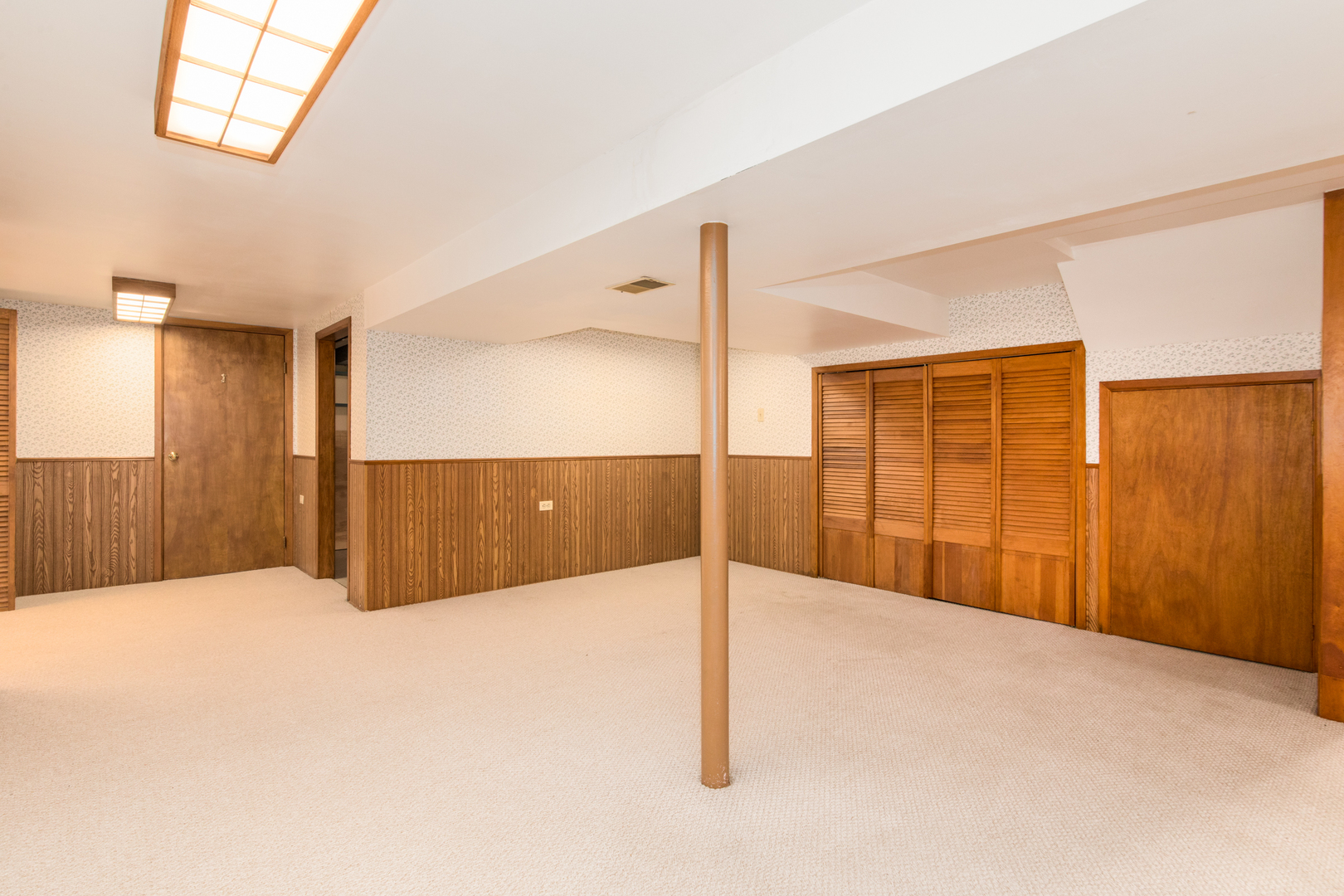 108 Imperial Street Park Ridge, IL 60068 - Photo 30 of 34
