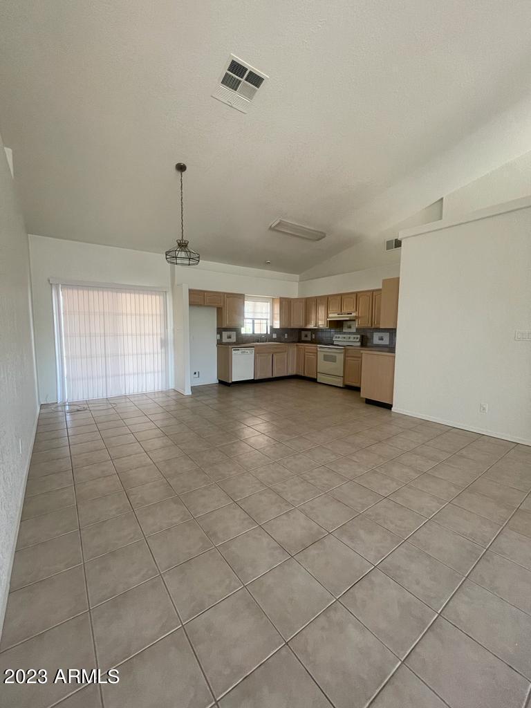 44 Camino Pesqueira Rio Rico, AZ 85648 - Photo 6 of 20 WhatsApp Image 2023-06-28 at 9.39.24 AM