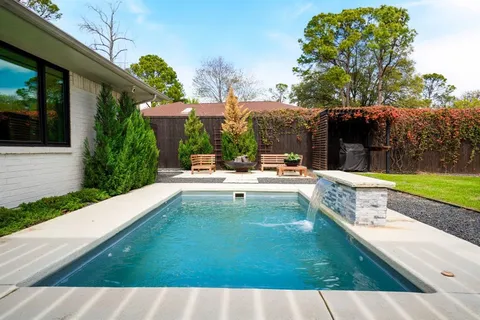 $595,000 | 709 Pennsylvania Drive, Denton, TX 76205