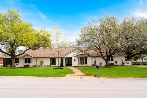 $595,000 | 709 Pennsylvania Drive, Denton, TX 76205