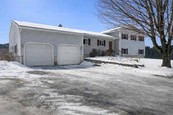 $579,000 | 733 Buck Hollow Road, Fairfax, VT 05454