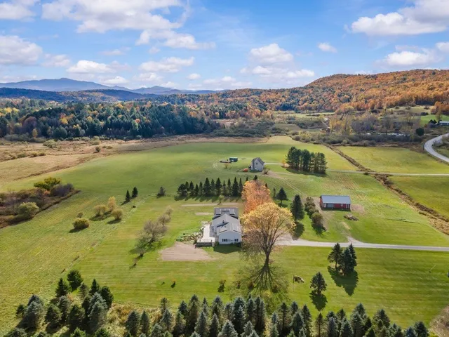 $599,000 | 733 Buck Hollow Road, Fairfax, VT 05454