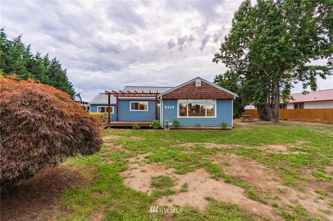 6347 Old Guide Road Bellingham, WA 98226 - Photo 3 of 31