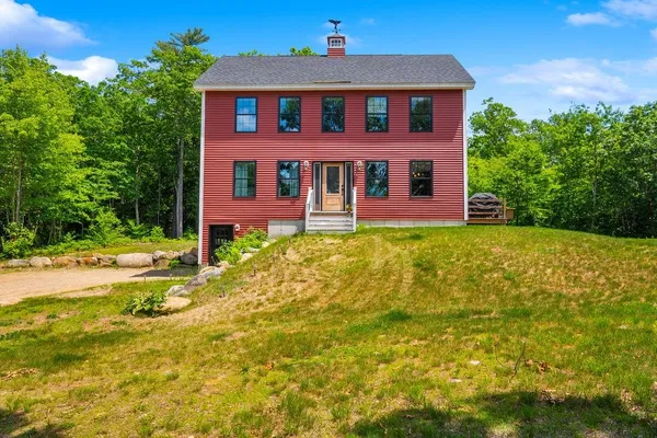 $750,000 | 2 Prescott Road, Epping, NH 03042
