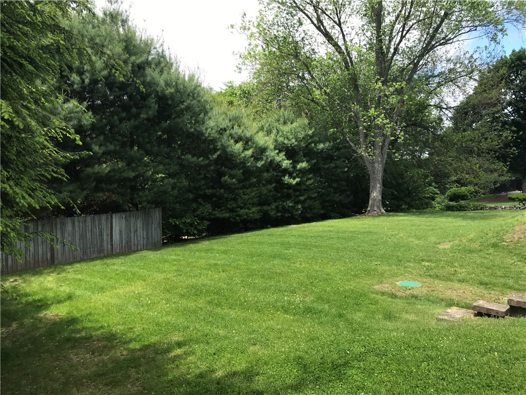 33 Red Gate Road Cumberland, RI 02864 - Photo 29 of 31