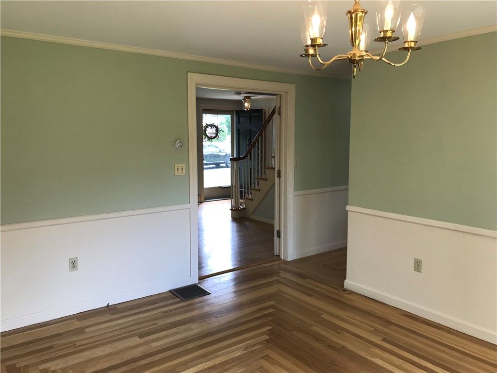 33 Red Gate Road Cumberland, RI 02864 - Photo 8 of 31