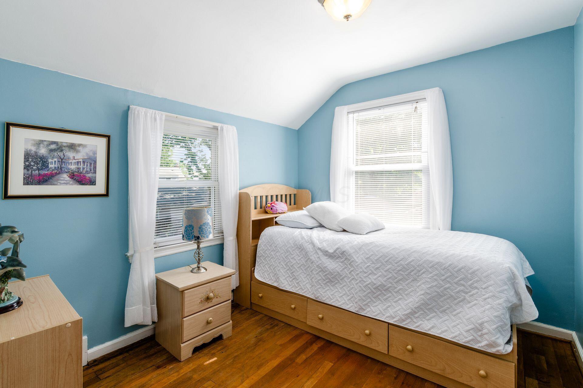 2198 Jervis Road Columbus, OH 43221 - Photo 15 of 55 015_ Rd Columbus OH 43221 USA